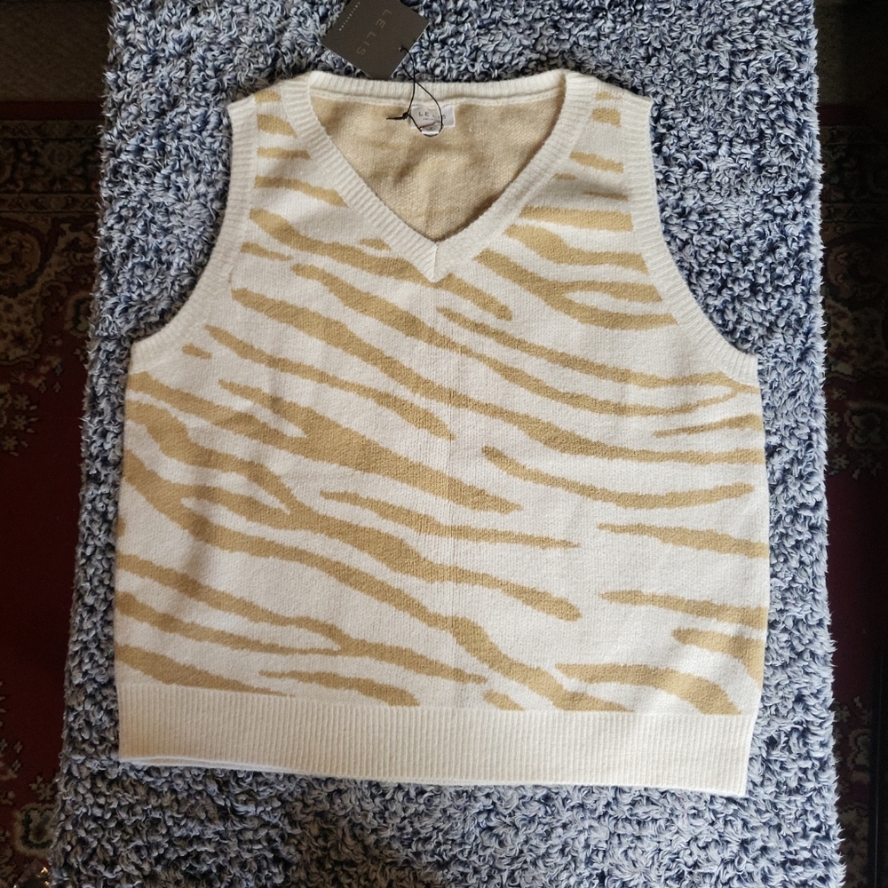 Le Lis Sweater Vest Lizzie Zebra Tiger Sweater Vest Top Brand New NWT Fall NWT